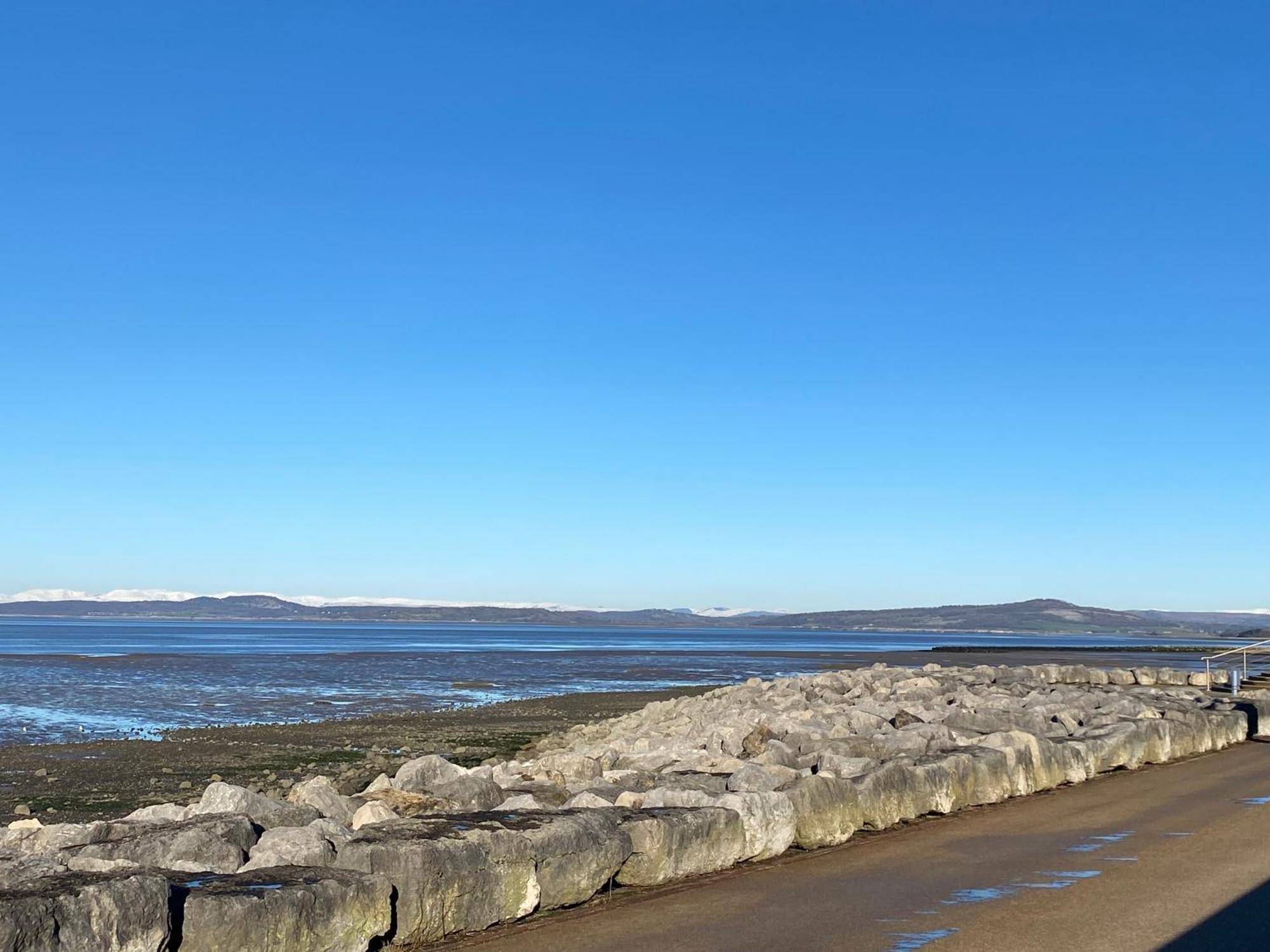 Stylish Near The Sea Front At Morecambe Apartment